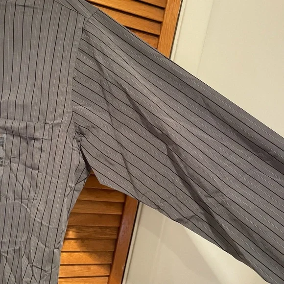 Van Heusen Men’s Wrinkle Free Fitted Business Casual Striped Dress Shirt Sz L - Picture 6 of 7